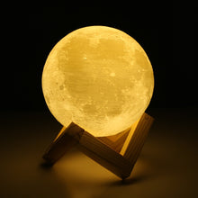 Charger l'image dans la galerie, Lampe Lune Mystique