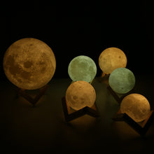 Charger l'image dans la galerie, Lampe Lune Mystique